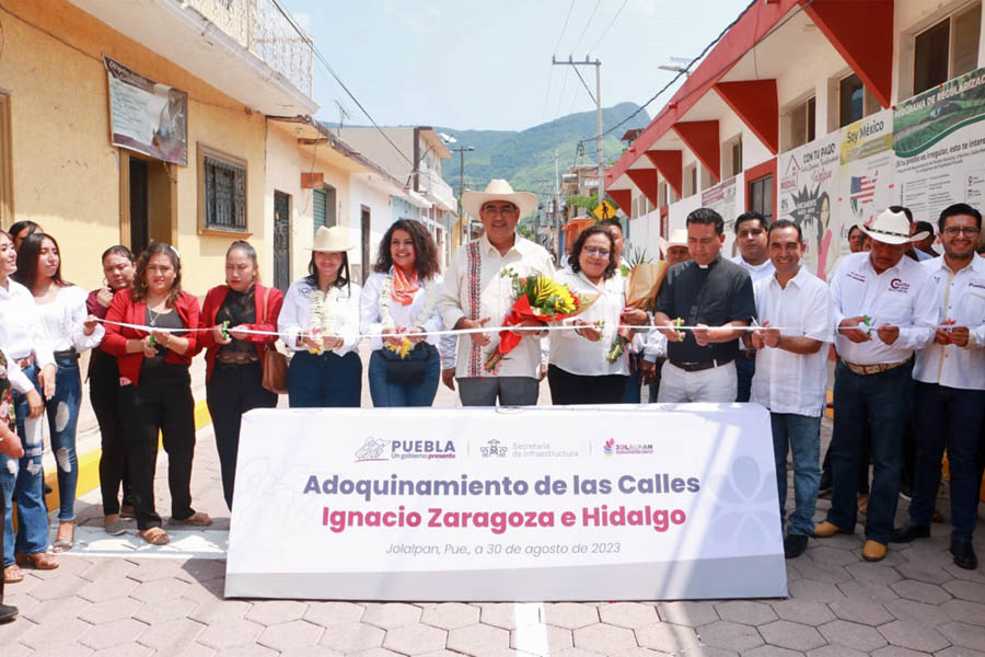 En Jolalpan inauguró Céspedes obras en 5 escuelas