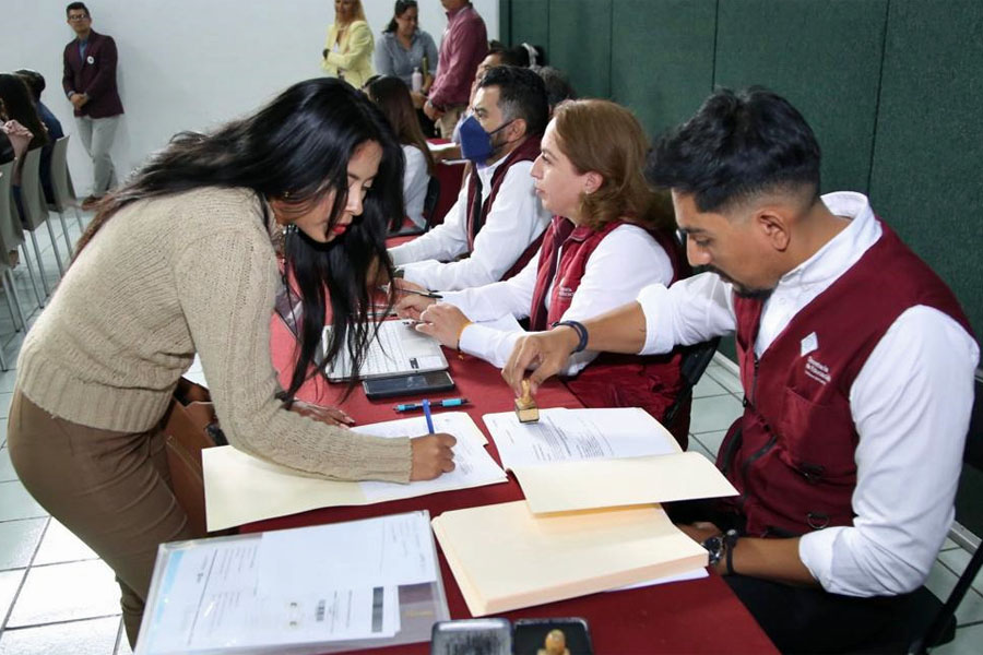 Asignará SEP mil 821 plazas a docentes de Educación Obligatoria