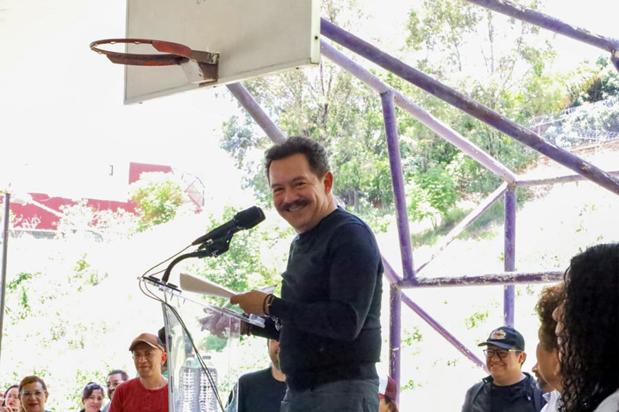 En Xonaca llamó Nacho Mier a los jóvenes a la unidad