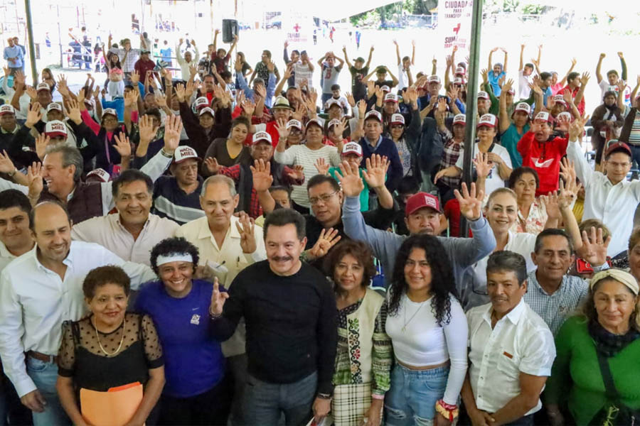 En Xonaca llamó Nacho Mier a los jóvenes a la unidad