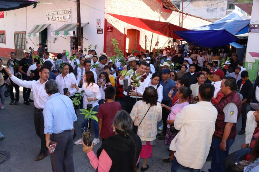 Realizó Alejandro Armenta gira por la Sierra Norte de Puebla