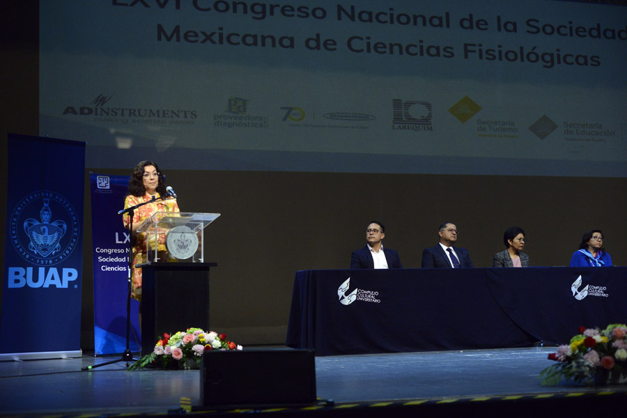 Inauguró Lilia Cedillo Congreso de Ciencias Fisiológicas