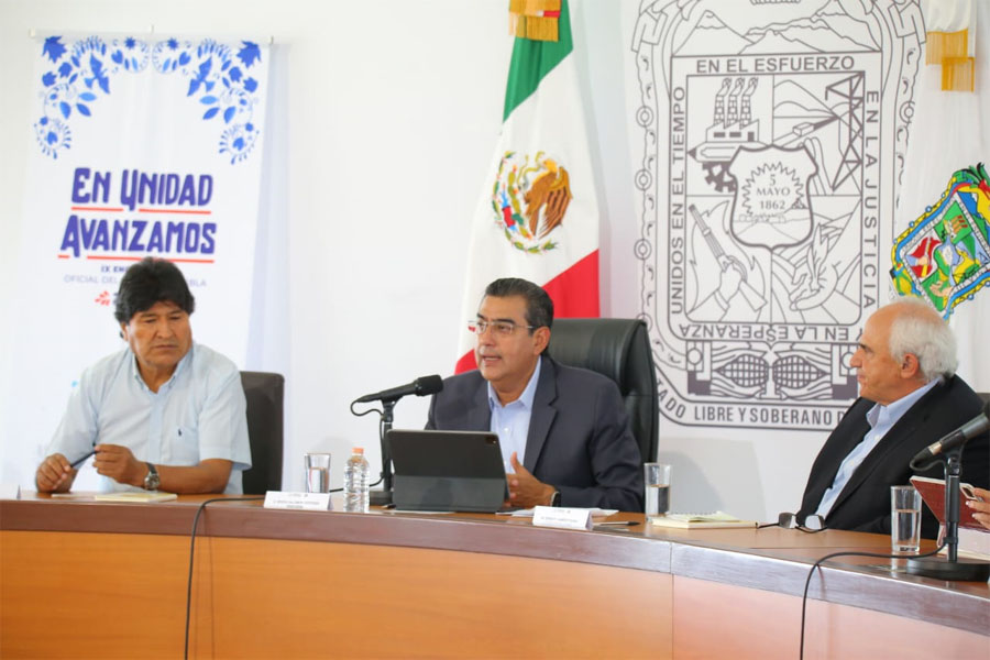 Presentó Céspedes IX edición del foro, “Grupo de Puebla”