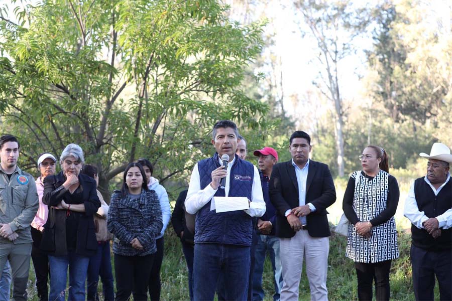 Inició Eduardo Rivera construcción del Parque del Ajolote