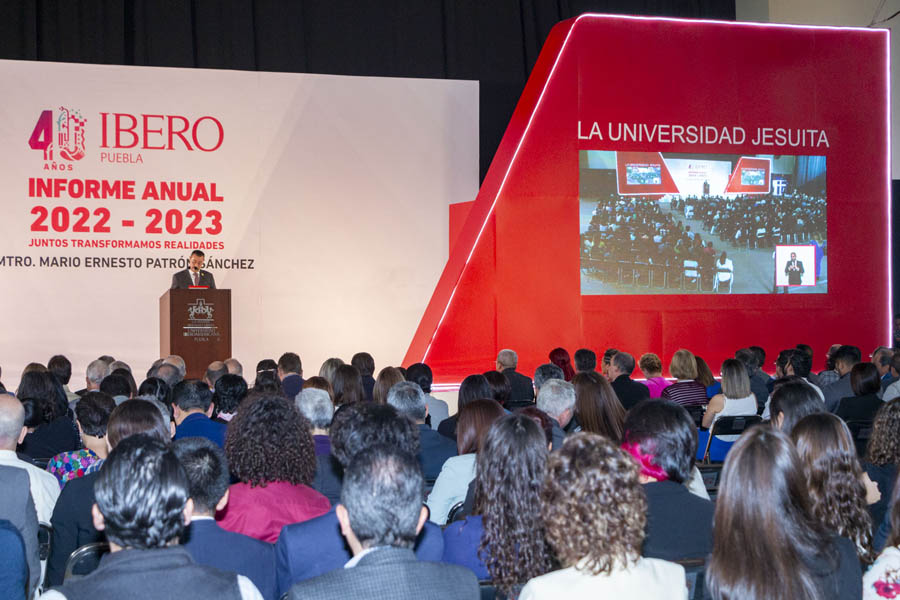 Rindió rector de la Ibero Puebla Cuarto Informe de labores