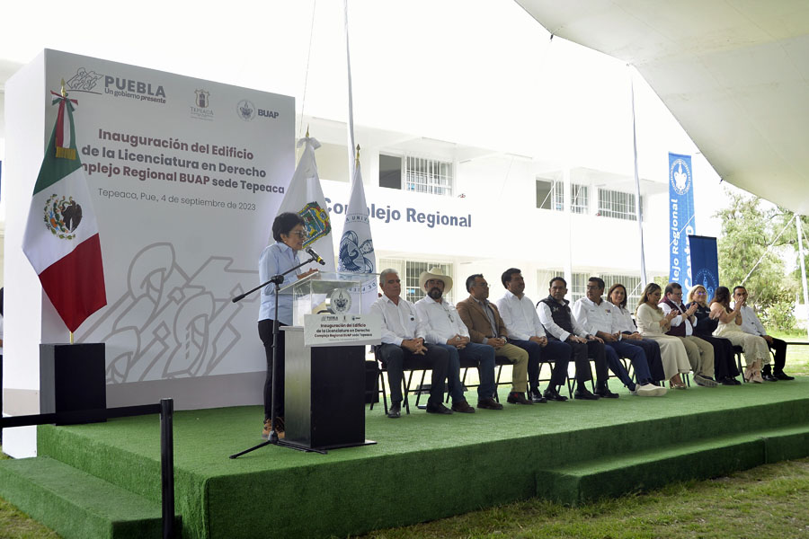 Inauguraron Céspedes y Cedillo obras de la BUAP en Tepeaca