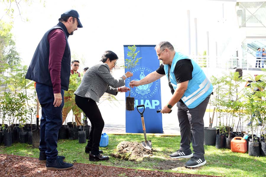 Inició Lilia Cedillo Maratón de Reforestación Universitaria 2023