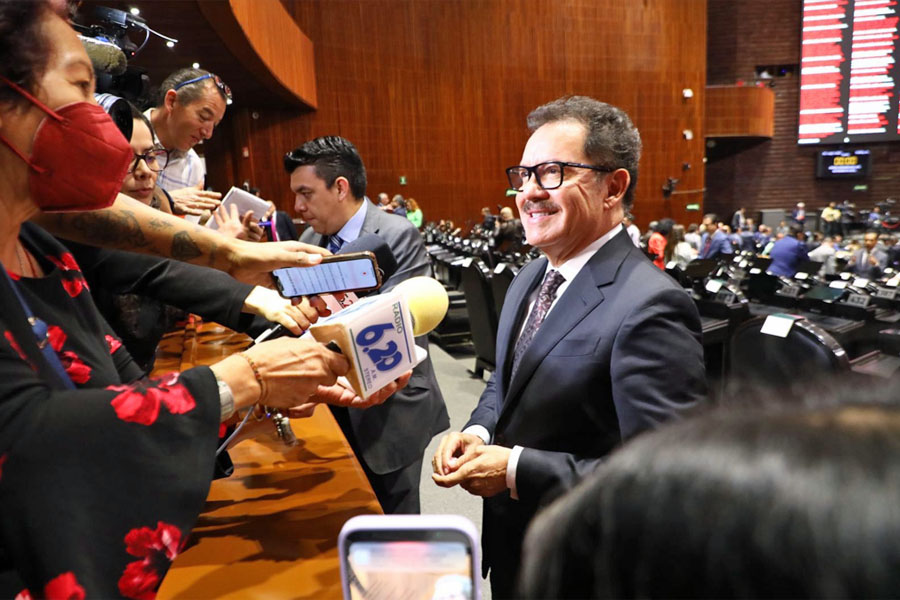 Llamó Nacho Mier a la unidad tras resultado de encuesta