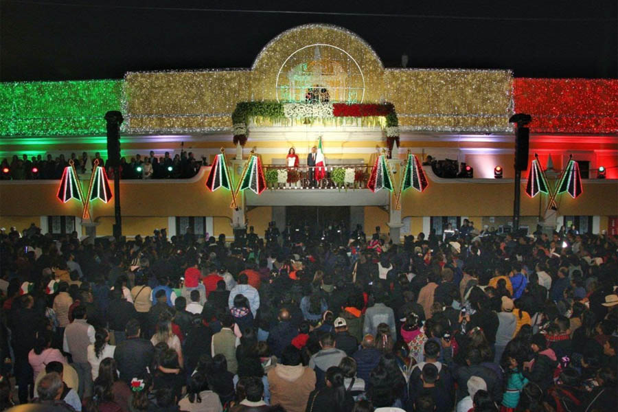 Celebró Mundo Tlatehui Grito de Independencia en San Andrés Cholula