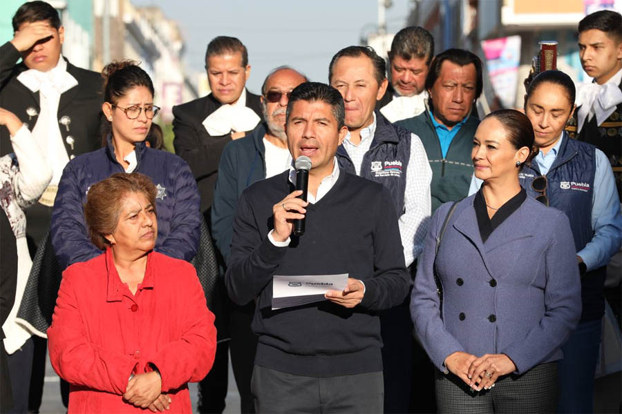 Entregó Eduardo Rivera calles del centro histórico