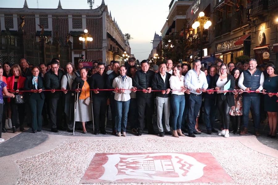 Inauguró Eduardo Rivera corredor peatonal de la 16 de Septiembre