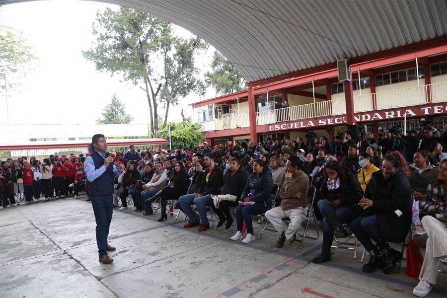 Impulsa Rivera acciones para salud mental de adolescentes