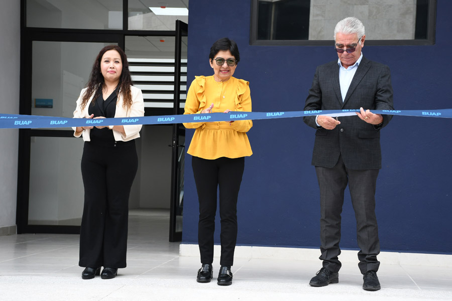Inauguró Lilia Cedillo obras en Ciencias de la Comunicación