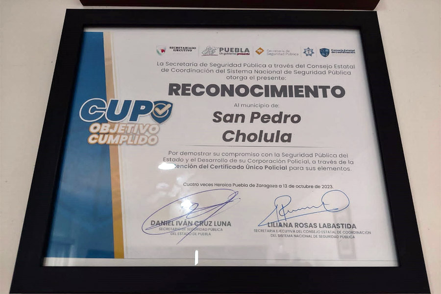 Reconocen a San Pedro Cholula por certificar a policías