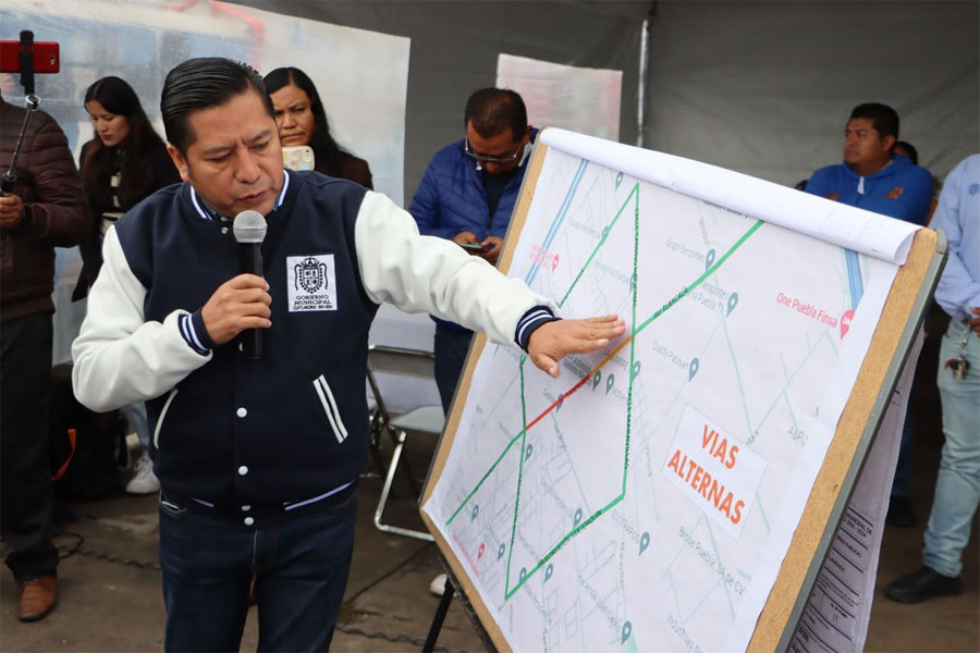 Inició Filomeno Sarmiento pavimentación de calle Tlaxcala