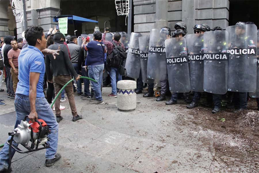 Realizaron habitantes de La Resurrección violenta manifestación