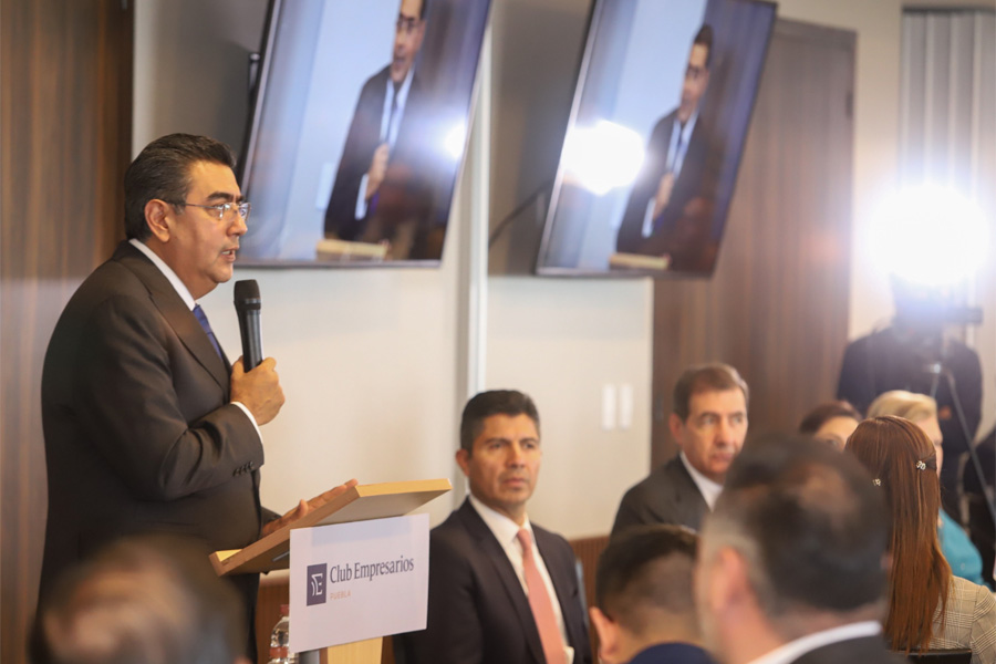 Se reunió Céspedes con integrantes del Club de Empresarios