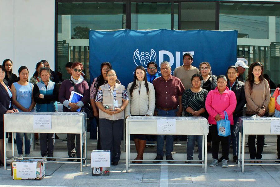 Entregó María de la Barreda reequipamiento a 9 desayunadores