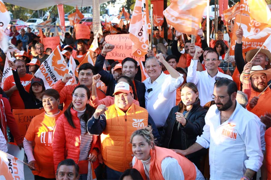 En Tecali de Herrera cerró precampaña Fernando Morales