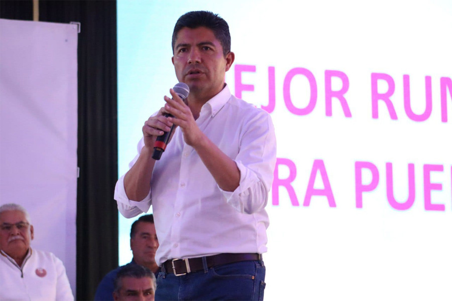 Inició Lalo Rivera cierre de precampaña en tres municipios