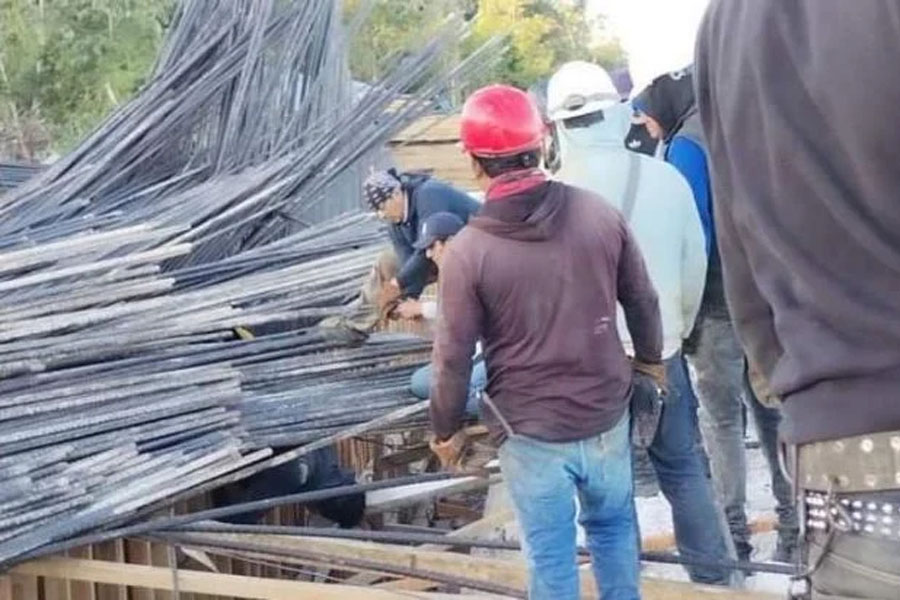 Dos heridos dejó colapso de estructura del Tren Maya