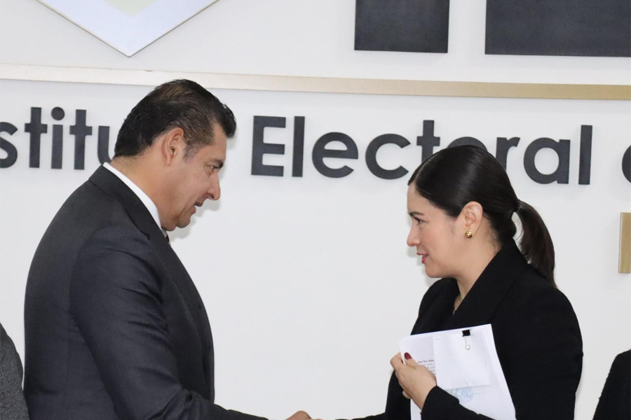 Registró Morena y Armenta plataforma política ante el IEE