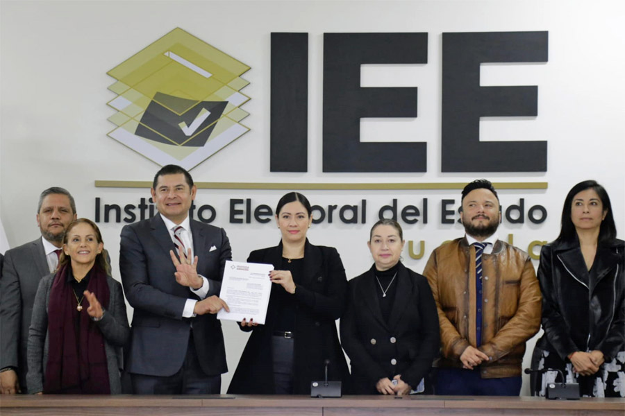 Registró Morena y Armenta plataforma política ante el IEE