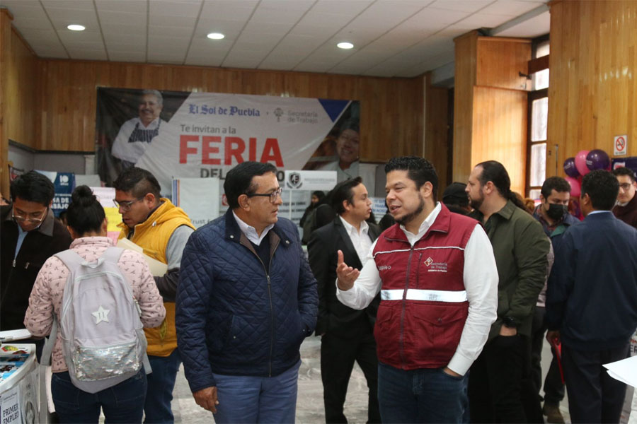 Inauguró Biestro 5ª Feria de Empleo en el centro Puebla