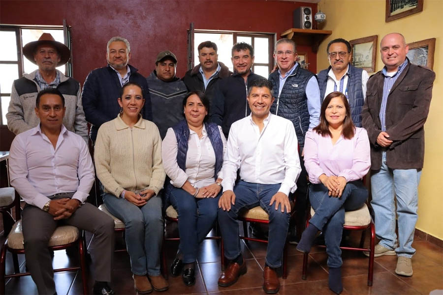 Se reunió Lalo Rivera con actores sociales de Zacatlán