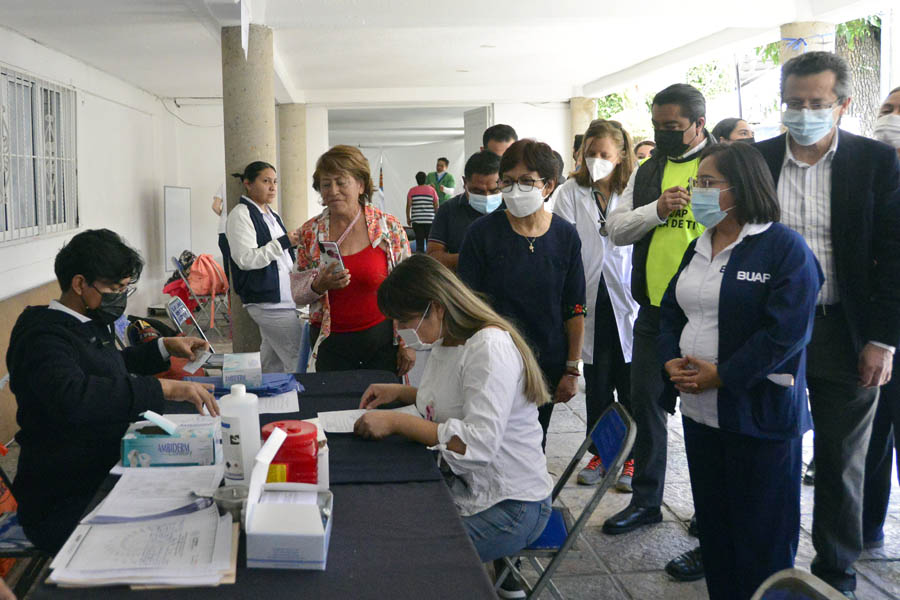 Realizó BUAP Jornada Universitaria en Zacachimalpa