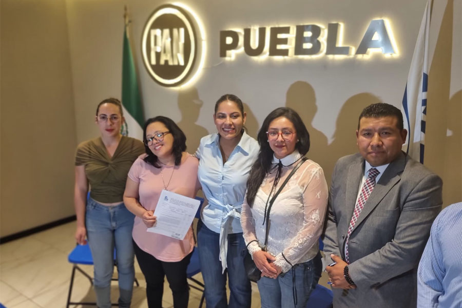 Se registró Lupita Cuautle por candidatura del PAN a edil