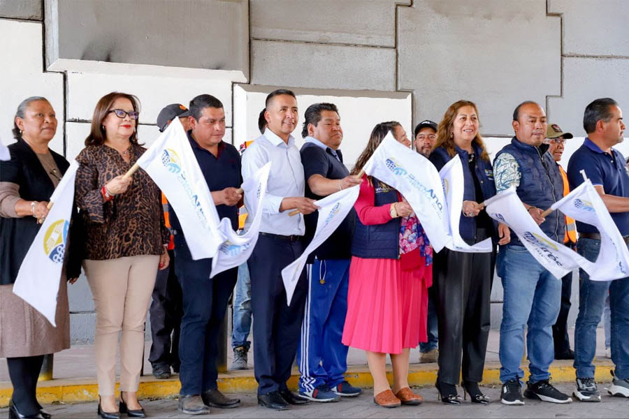 Inició Mundo Tlatehui rehabilitación de la calle 14 oriente