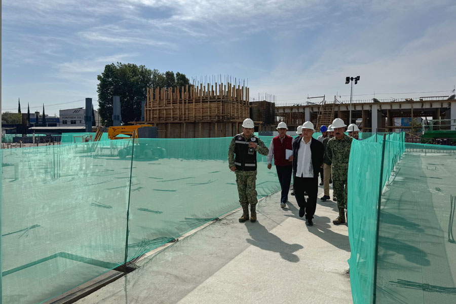 Supervisó AMLO construcción del Hospital de San Alejandro