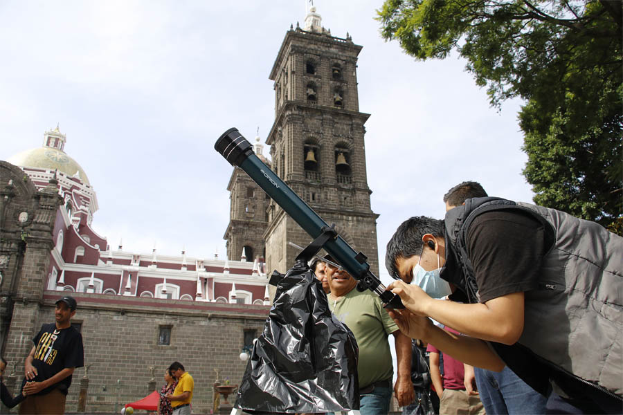 Emitió SEP recomendaciones por eclipse solar del lunes