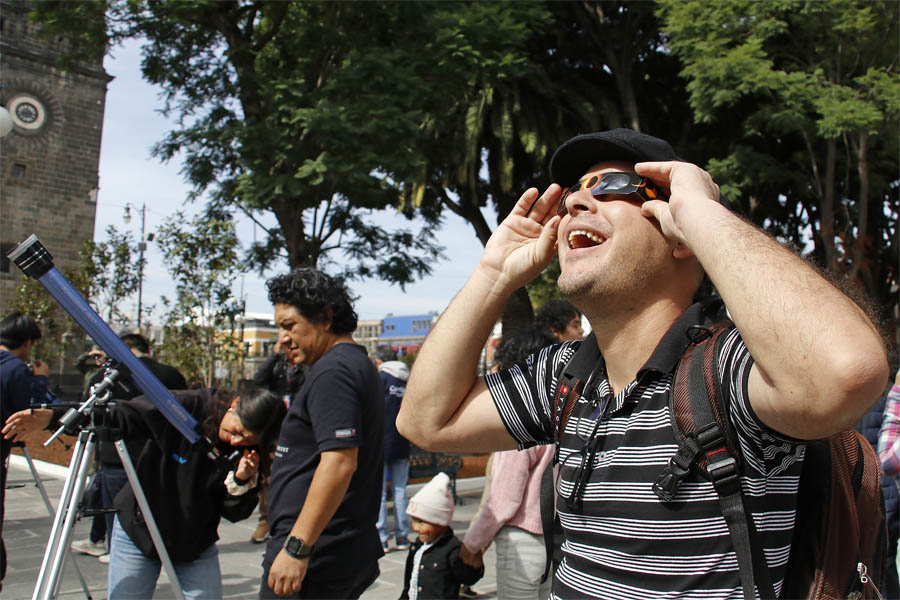 Emitió SEP recomendaciones por eclipse solar del lunes