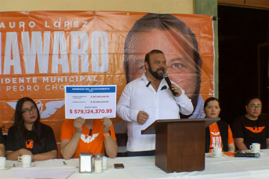 Presentó Isauro López a los integrantes de su planilla