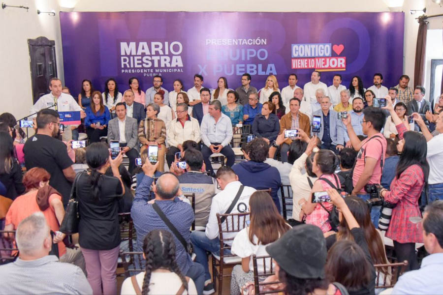 Presentó Mario Riestra a su equipo a la presidencia