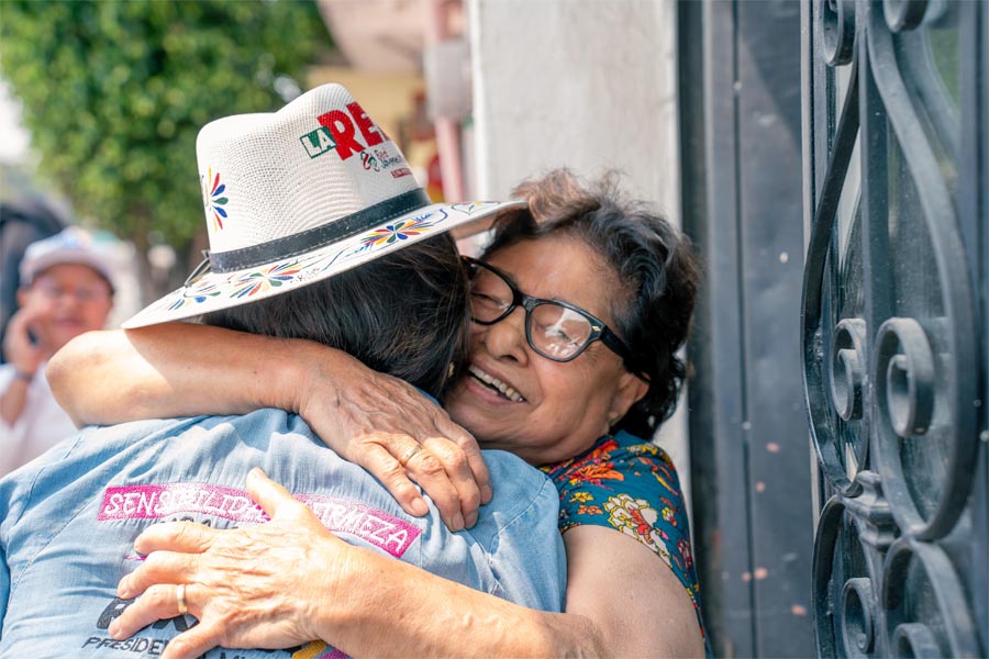 Más cholultecas se suman y apoyan proyecto de Roxana Luna