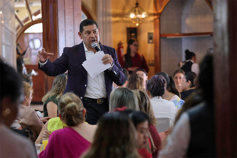 Más de 50% del gobierno serán mujeres: Alejandro Armenta