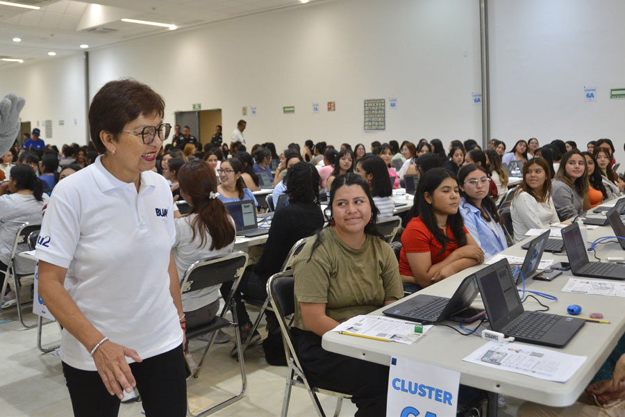 Recorrió Lilia Cedillo aplicación de Examen de Admisión 2024