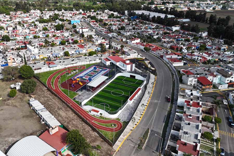 Inauguró gobernador Céspedes multideportivo en Atlixco