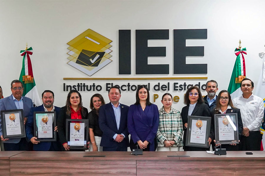 Reconoció IEE a “Empresas Promotoras de la Democracia”