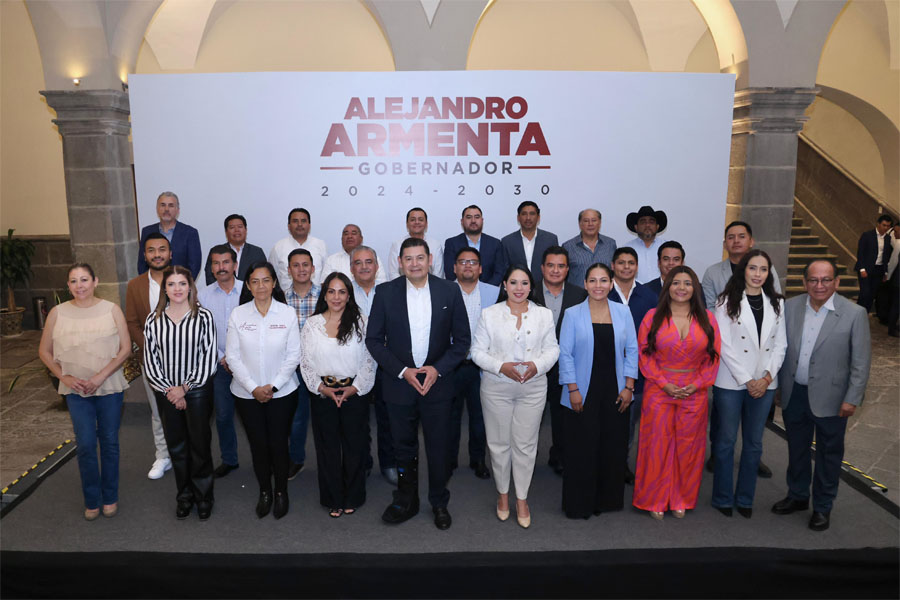 Se reunió Armenta con presidentes municipales electos