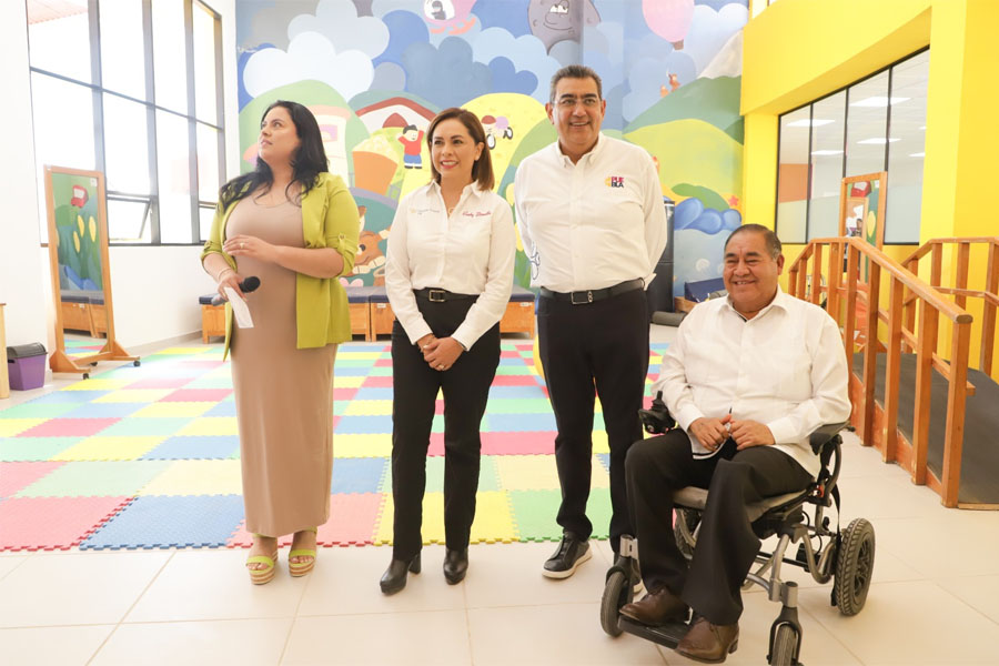 Inauguró gobernador Céspedes y Gaby Bonilla CRI en Amozoc