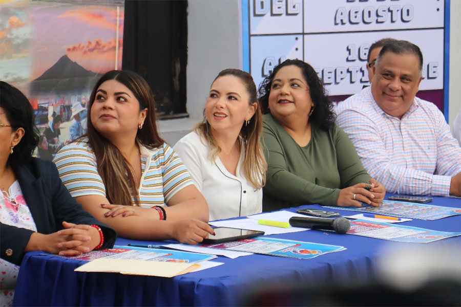 Presentó Paola Angon 74ª Feria de San Pedro Cholula