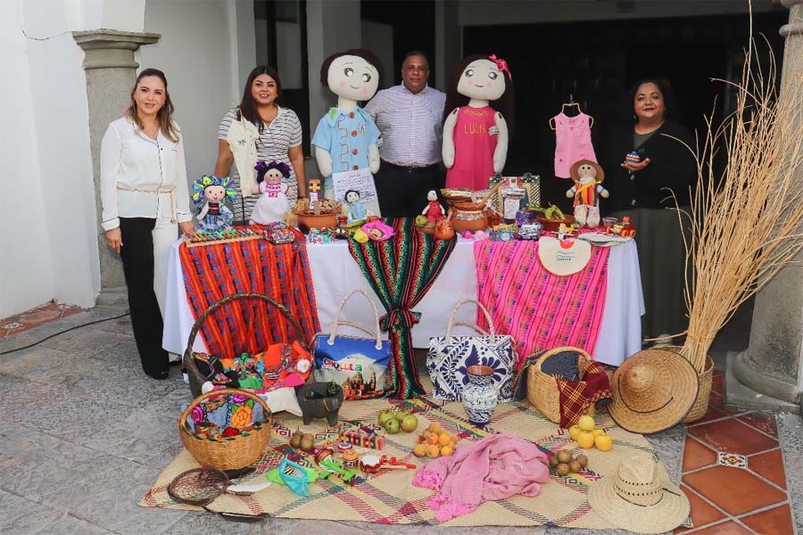 Presentó Paola Angon 74ª Feria de San Pedro Cholula