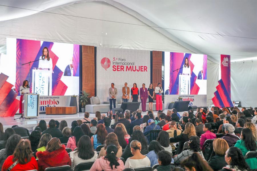 Inaugura Lupita Cuautle quinto Foro Internacional Ser Mujer