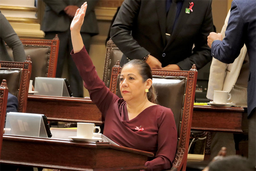 Reconocerá Congreso a mujeres con “Medalla Ángeles Espinosa”