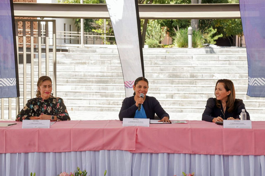 Presentó Lupita Cuautle el 5º Foro Internacional Ser Mujer