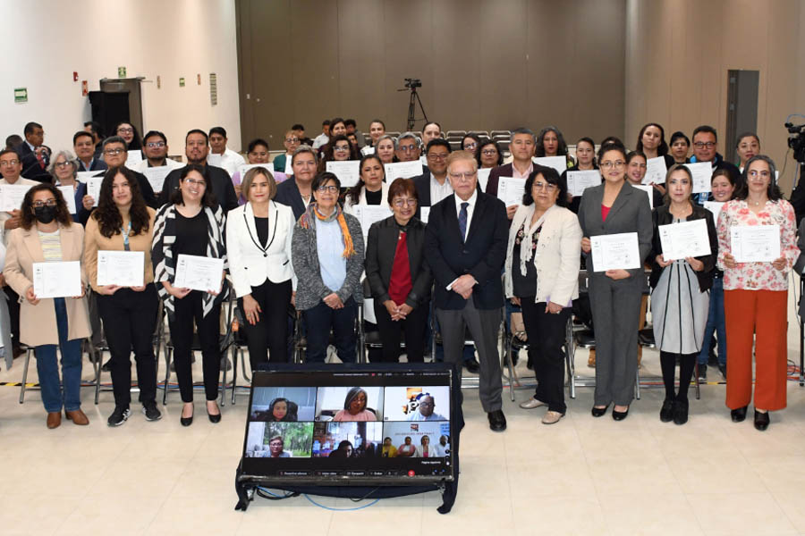 Clausuró rectora Cedillo diplomado sobre educación superior